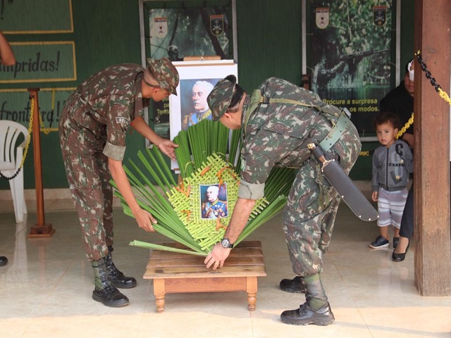 Cmdo Fron RO/6º BIS - Formatura Alusiva Ao Dia Do Soldado